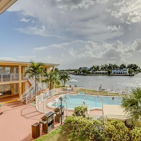 Aloha Escape Pompano Beach Apartment